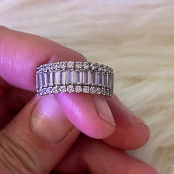 silver and cz ring - Picture 1 of 1